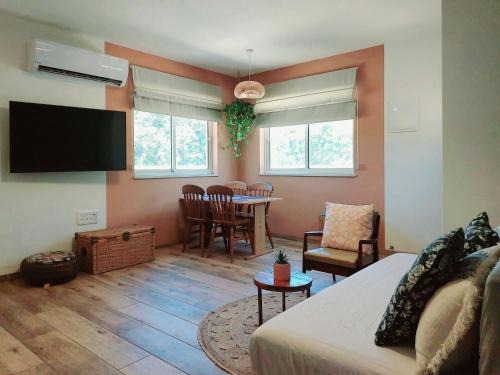 Sde Nehemia Apartment | בדרך לנחל הבניאס
