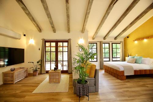 Ramot Cabin | בקתות נומה