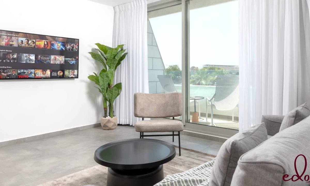 Eilat Apartment | דירה משפחתית מפנקת 50 מטר מהים - By Edomlux