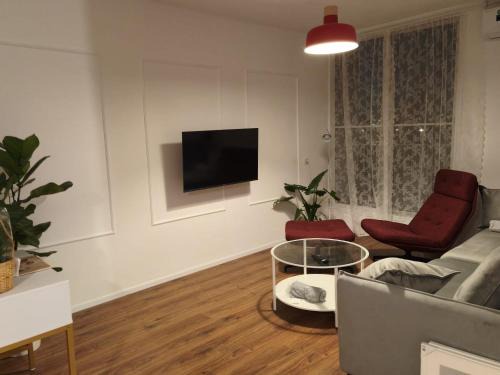 Yeruham Apartment | דירת אירוח בירוחם - הקומה השניה גרסת הפאנג שוואי