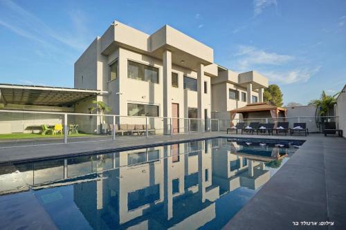 Ya'ara Villa | וילות היוקרה עידן הנוף ואחוזת אסתובן