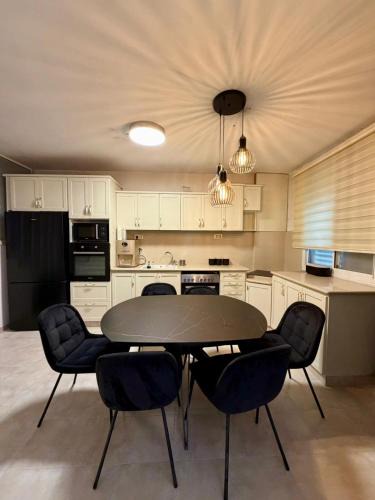 Qiryat Shemona House | חלון לצפון