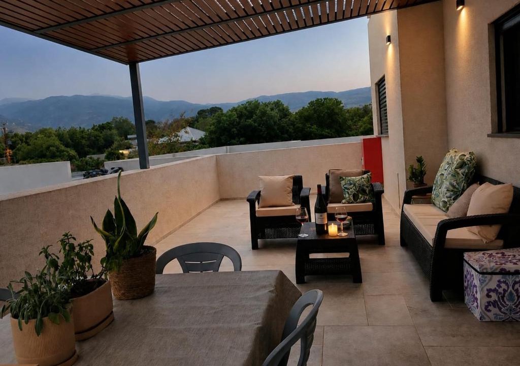 Bruchim Qela' Alon Apartment | נוף לחרמון דפנה