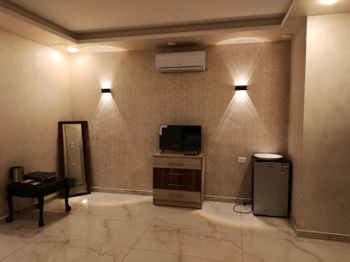 Jordan Apartment | غرفه مفروشه ومكيفه بجانب الكارفور اربد