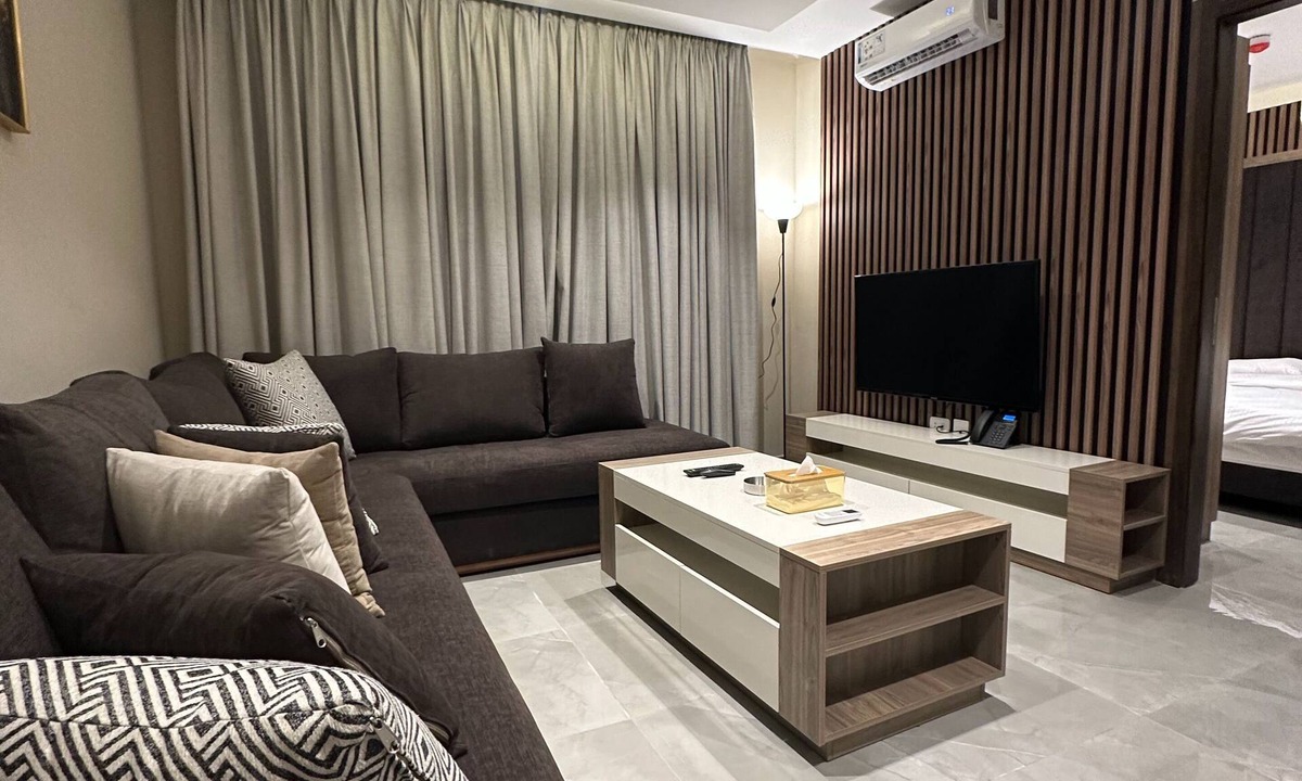 Al Swaifyeh Apartment | 106 AL-NAJEH JRE Apartments For Rent ave