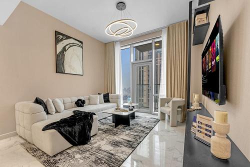 Business Bay Apartment | 1BR Condo in Business Bay