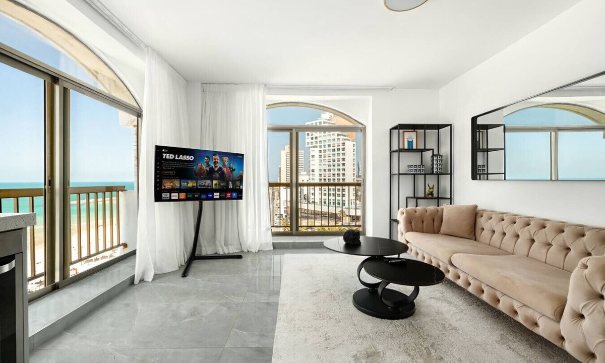 Tel Aviv Promenade Apartment | 2bd Adorable sea views apartment by the beach
