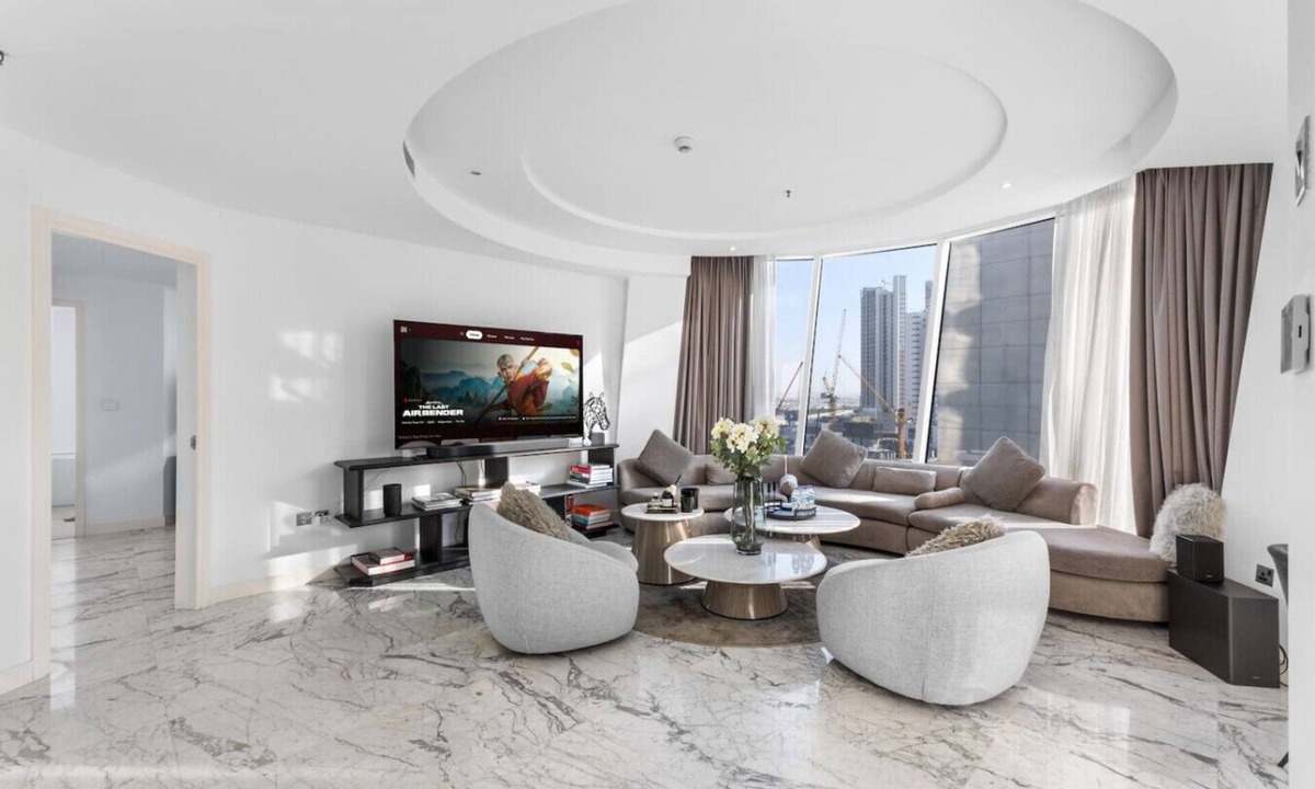 Downtown Dubai Apartment | 2BR Amazing Canal Views at The Pad in Business Bay