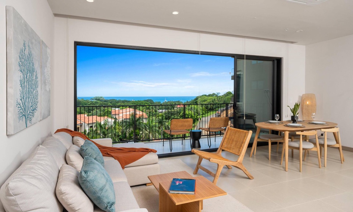 Coco Condo | 2BR Ocean View + Beach Club in Playas del Coco | Naumi N534