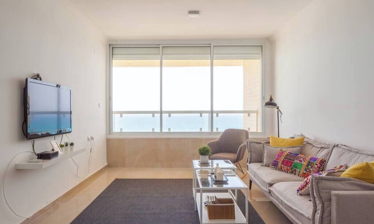 Bat Yam Apartment | 3BR Beachfront Apt w/Amazing Sea View | Mamad