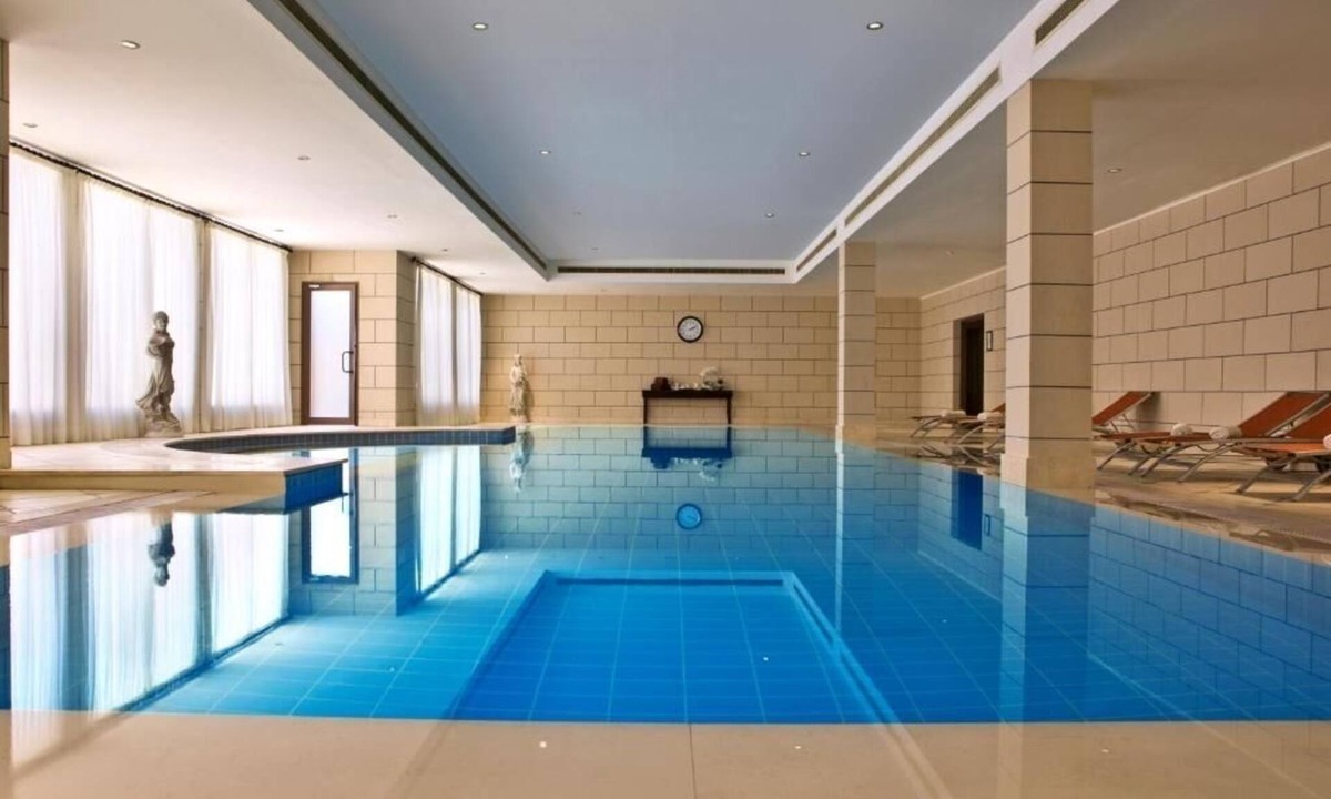 Al Aqah Hotel | 4 Bright Rooms with Garden View and Swimming Pool Perfect for Mini Vacations
