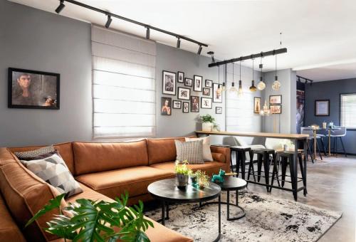 Drom HaSharon Apartment | A pastoral home in Moshav Neve Yark