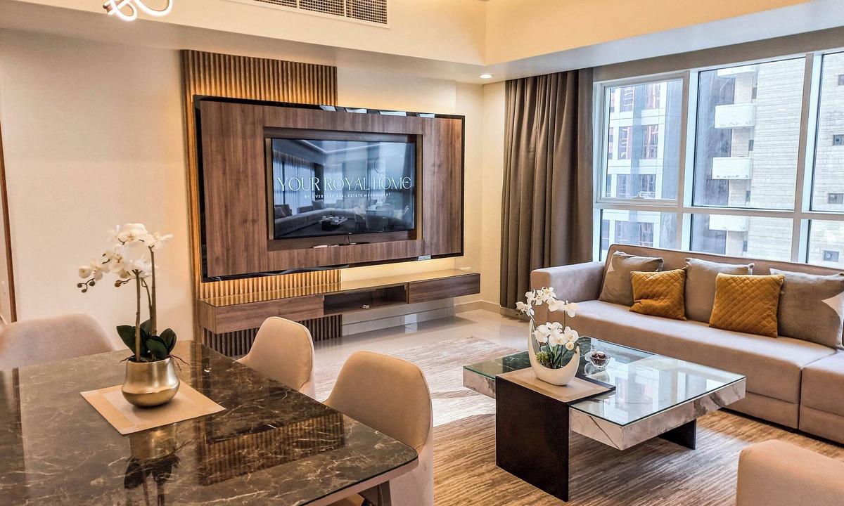 Al Danah Apartment | Abu Dhabi Royal Home, Family Apartment, Beach View