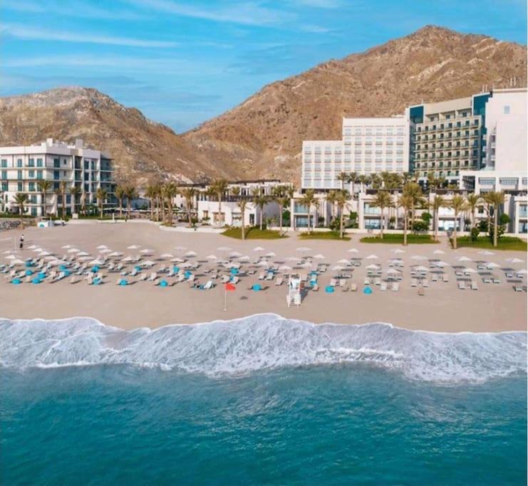 Sharm Apartment | Address Beach Resort Fujairah Apartment 2 Bed Rooms and Small Bed Room - Ground Floor 3011
