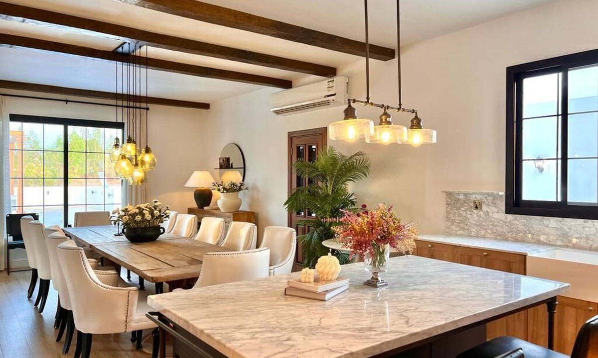 Sharjah Villa | Al Junaidi Farm by Bridge Retreats