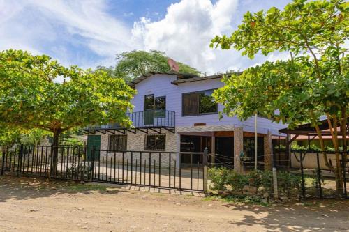 Panama Beach House | Almendro house playa Panamá