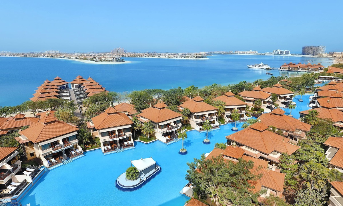 Palm Jumeirah Hotel | Anantara The Palm Dubai Resort