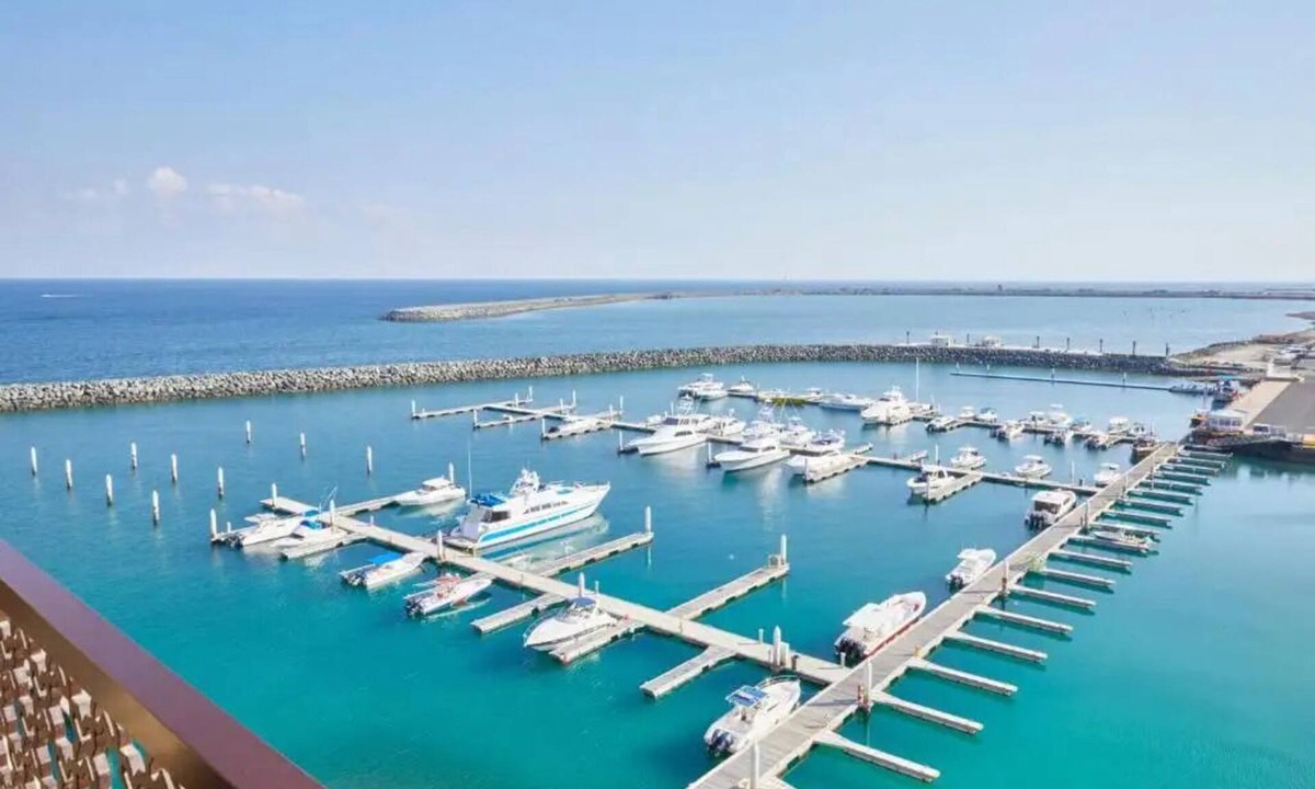 Al-Fujairah Hotel | Bask in Indian Ocean Views from a Bright & Spacious Seaside Room