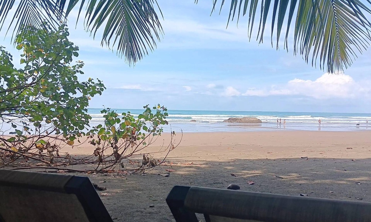Dominical Cottage | Beachfront Jungle Casita Surf, Sunsets & Privacy 20 steps to OCEAN