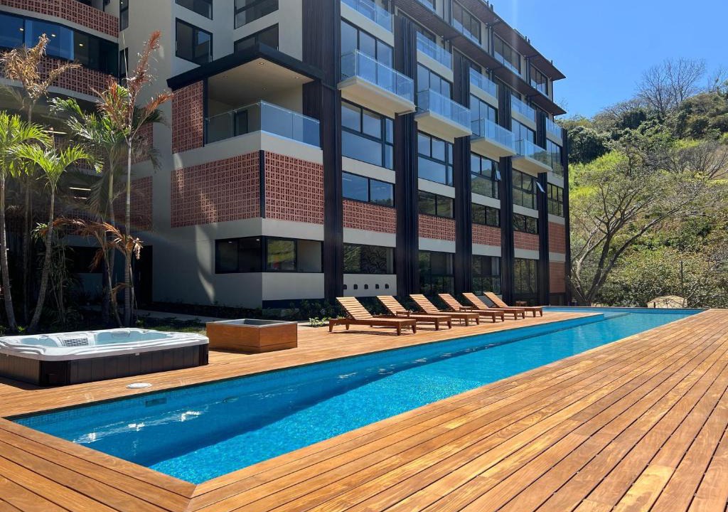 Santa Ana Hotel | BEE Suites Santa Ana - San Jose