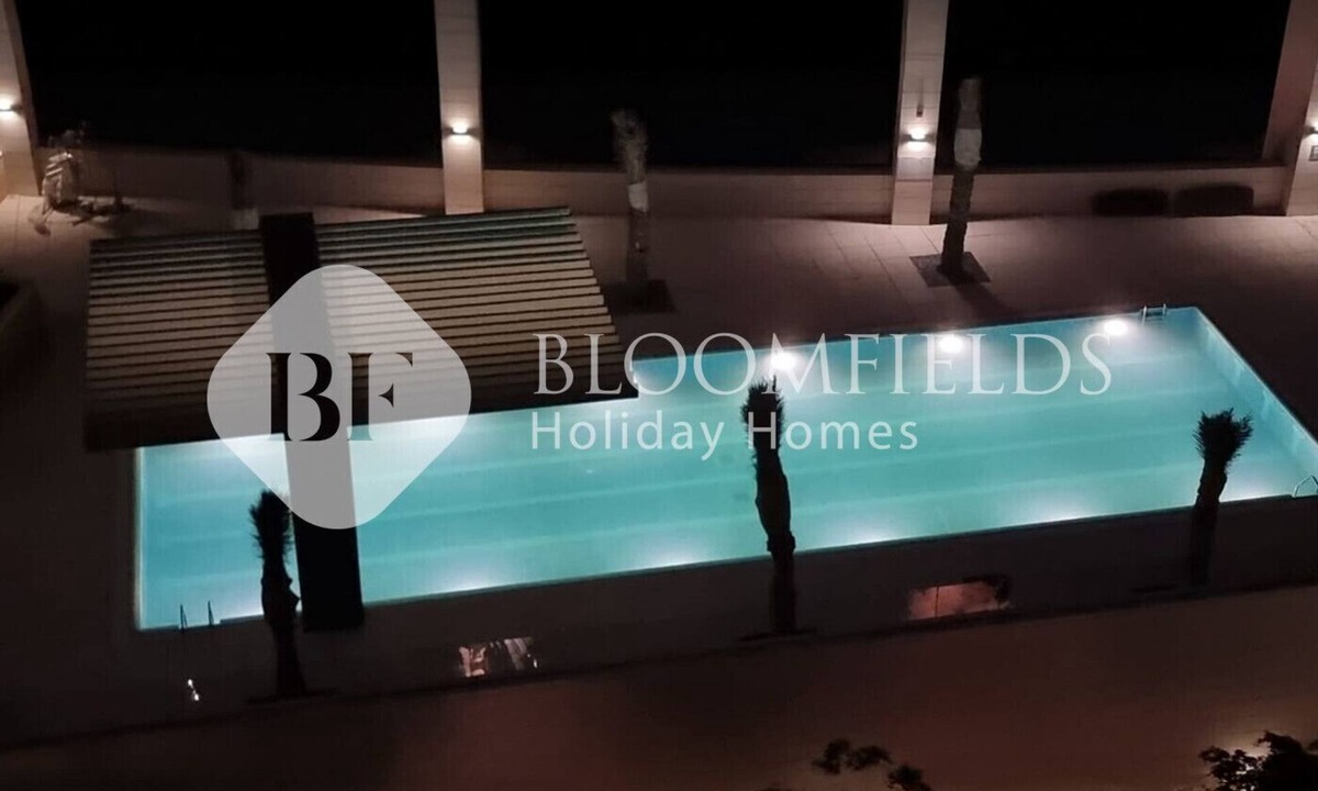 Abu Dhabi Apartment | Bloomfields Grandeur 3BR in Wave Tower Al Reem
