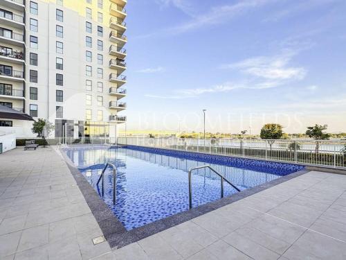 Madinat Zayed Apartment | Bloomfields Luxuries 1Br Apart Water Edge Yas