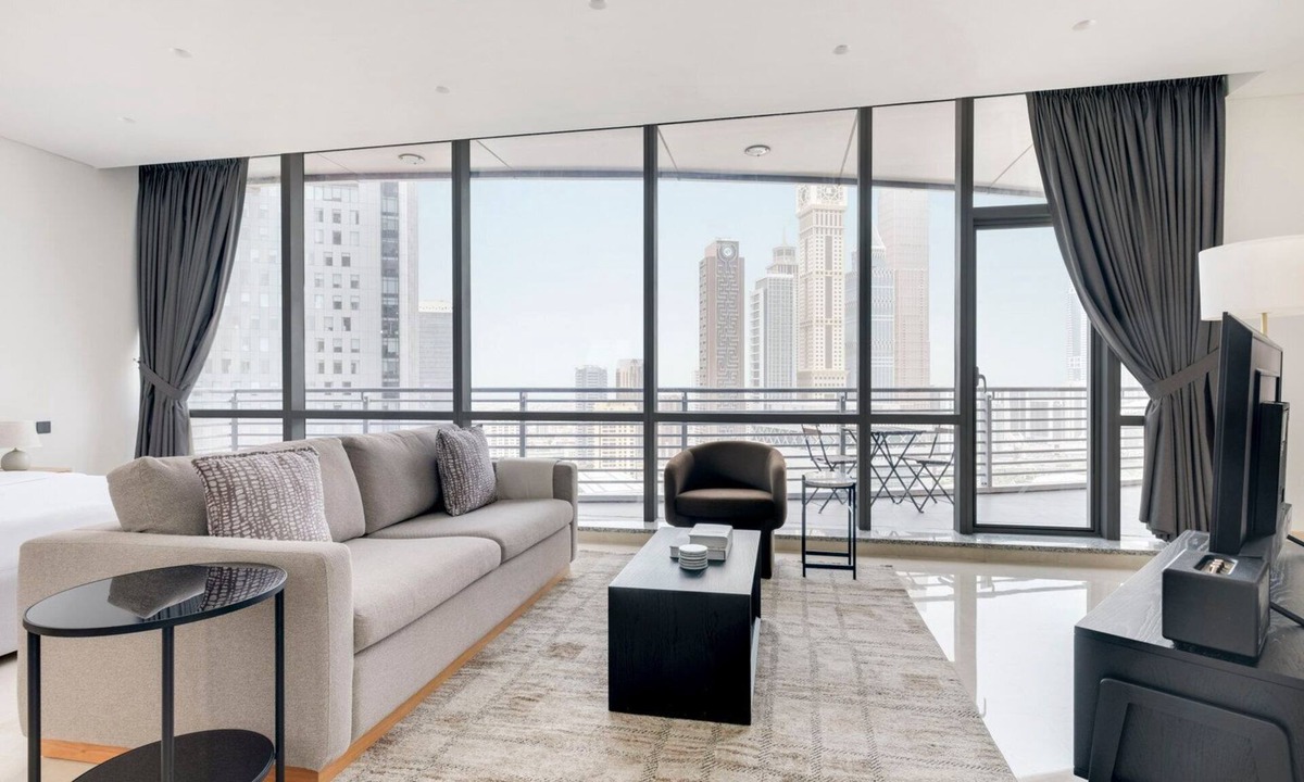 Bur Dubai Apartment | Blueground | DIFC, rooftop pool, nr Burj Khalifa