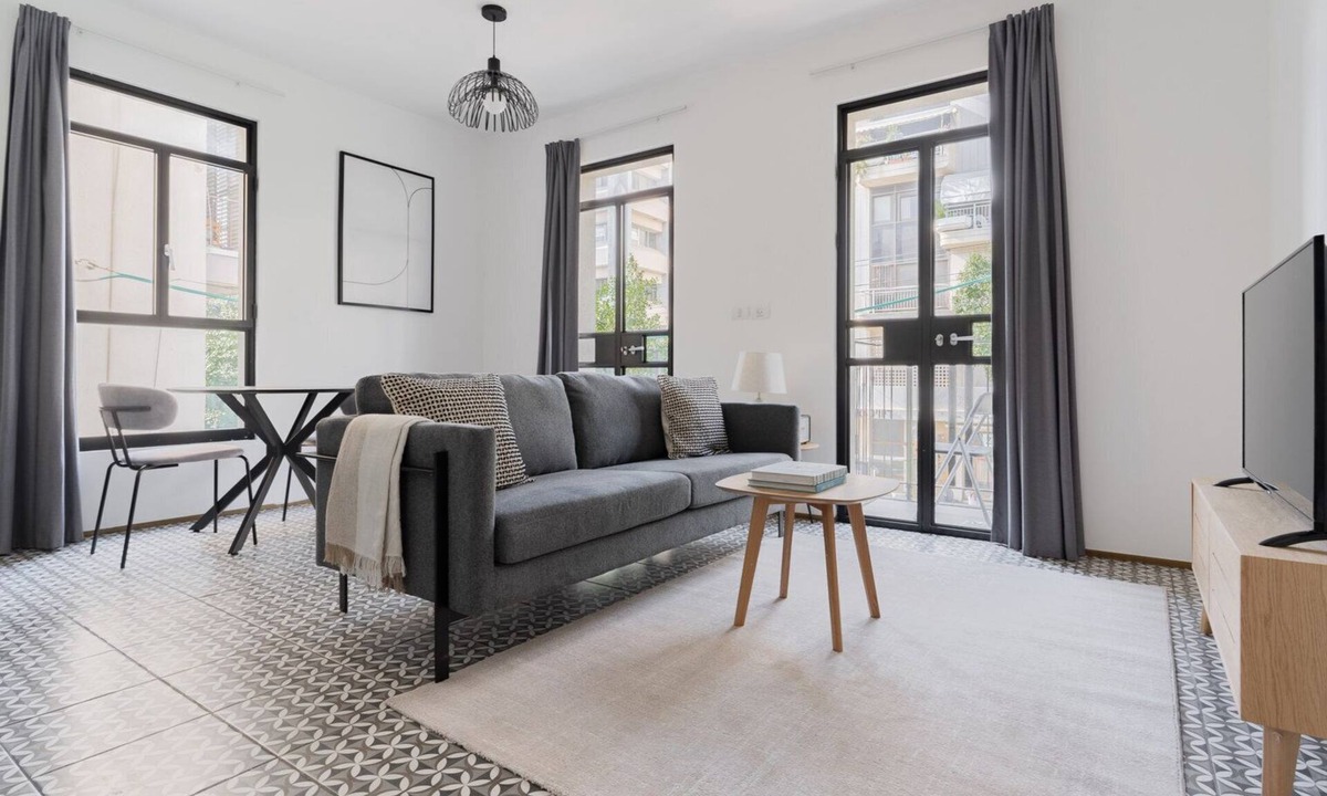 Old North Apartment | Blueground | Old North, New Building, Balcony (TLV-42)