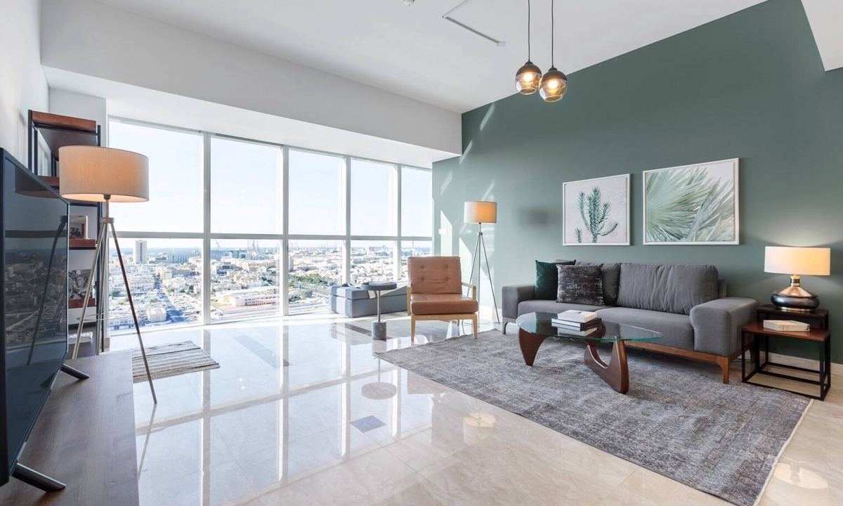 Trade Center Apartment | Blueground | Trade Centre 1, pool, nr Dubai Mall
