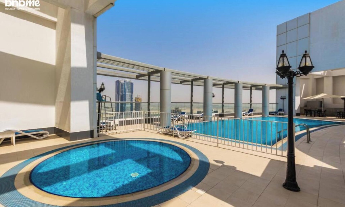 Downtown Dubai Apartment | bnbme - Burj Al Nujoom - Studio