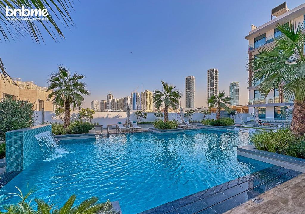 Jumeirah Village Circle Apartment | bnbmehomes - Oxford Terraces