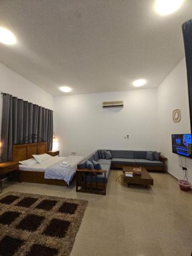 Al Ain Apartment | Boho chic hideaway studio jimi