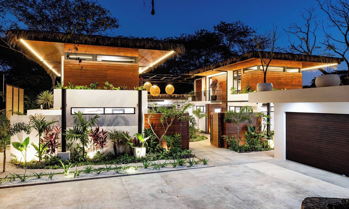 Tamarindo House | Brand-New Casa Oso Gated Luxury Walk to Beach & Estuary Views