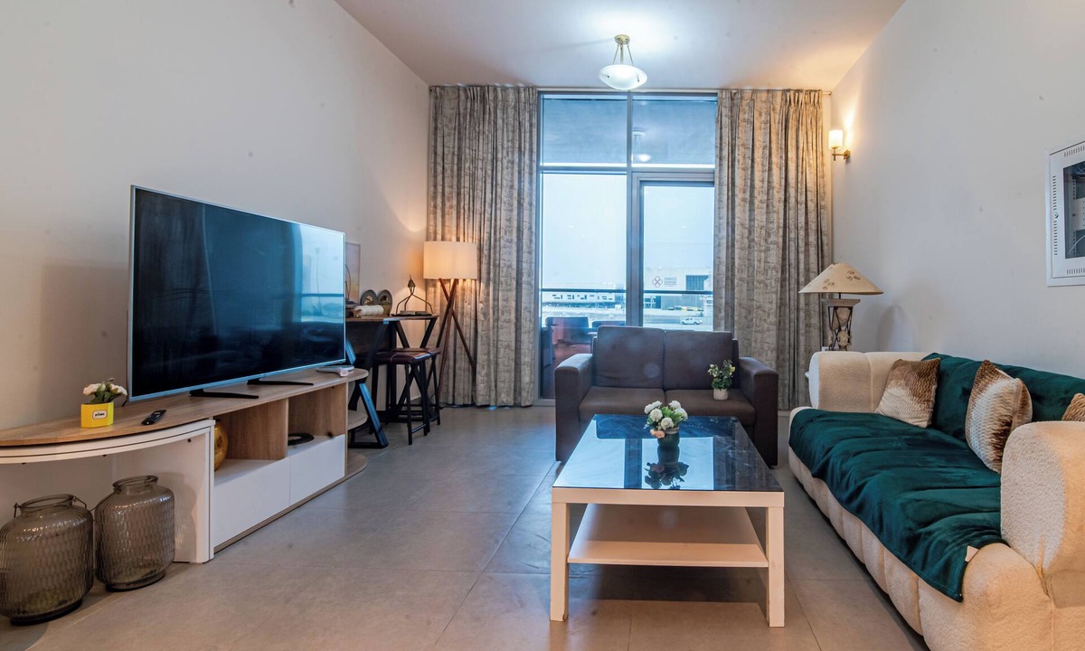 Jadaf Apartment | Bright 2-bedroom apartment in Dubai water front creek harbour view