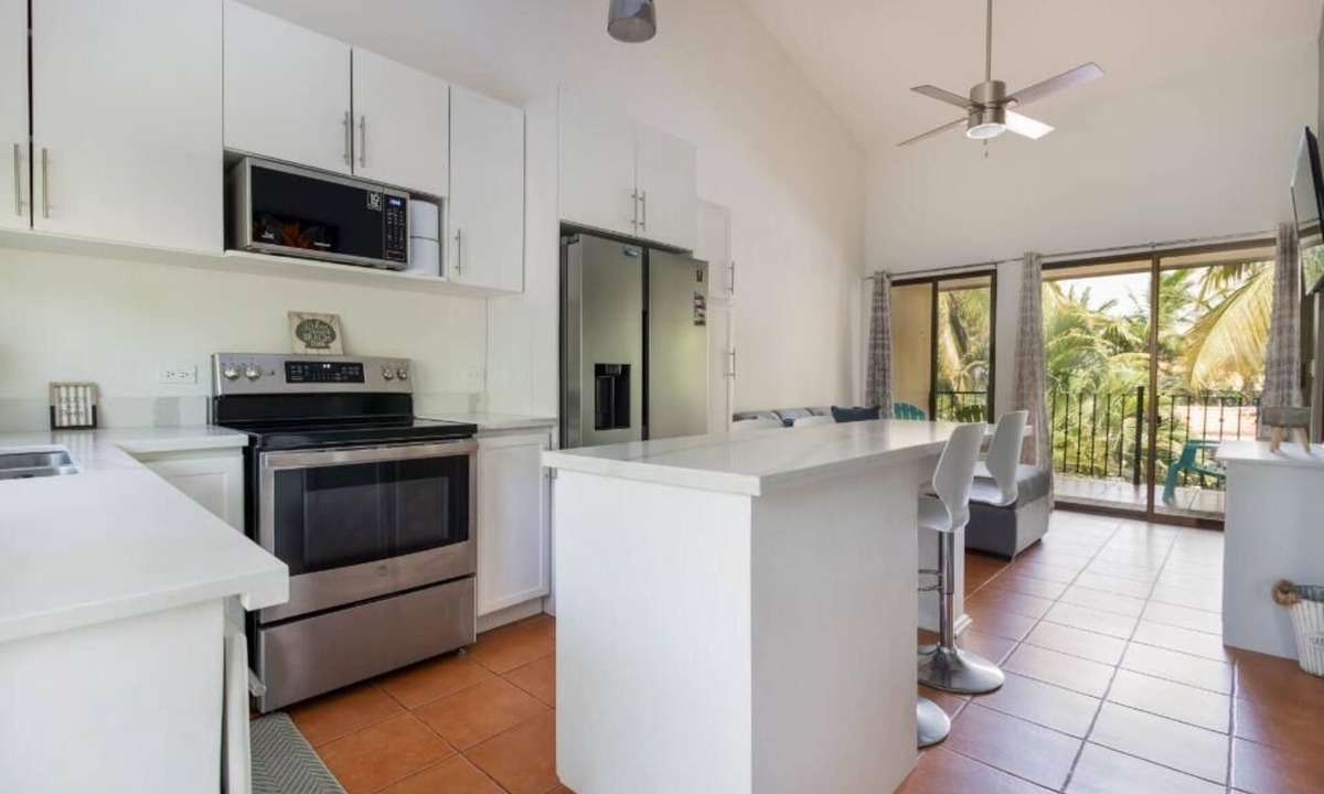 Playa Ocotal Condo | Bright & Beautiful 2 Bed, 2 Bath condo w King Bed, AC & 7 pools-Coco Beach, CR