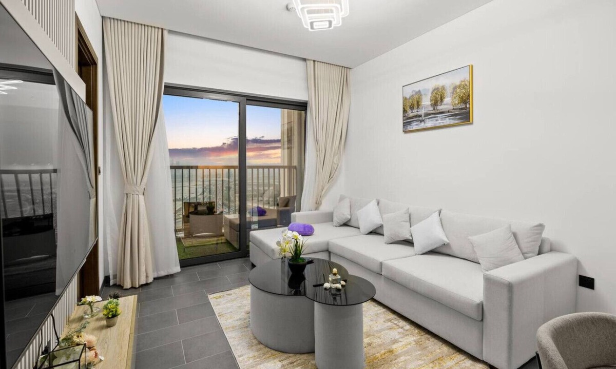 Nad Al Sheba Apartment | Bright, Breezy & Central – 1BR + Extra Room