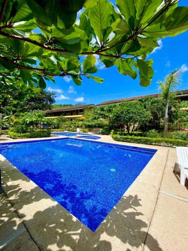 Playa Ocotal House | Cabaña en el Sol Cabin in the Sun