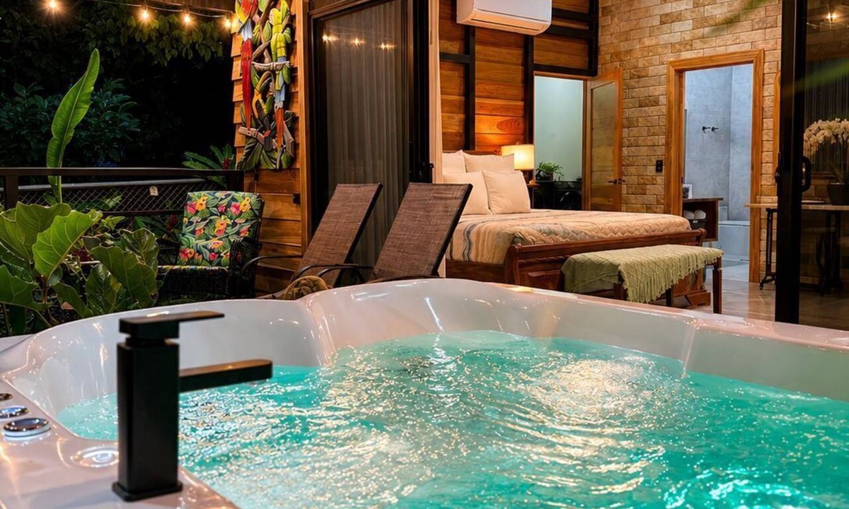 La Fortuna Cottage | Cabaña privada con jacuzzi en La Fortuna, Cerca del Volcan Arenal y Catarata.