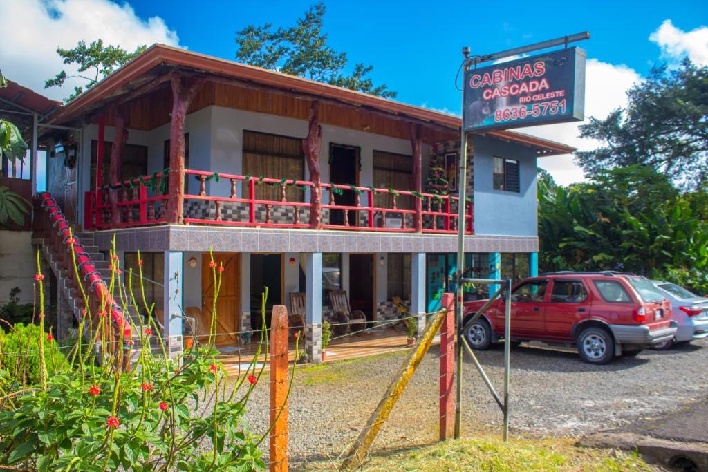 Bijagua Bed & Breakfast | Cabinas Cascada Rio Celeste