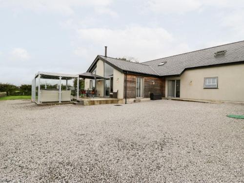 Pentraeth House | Cae Sam