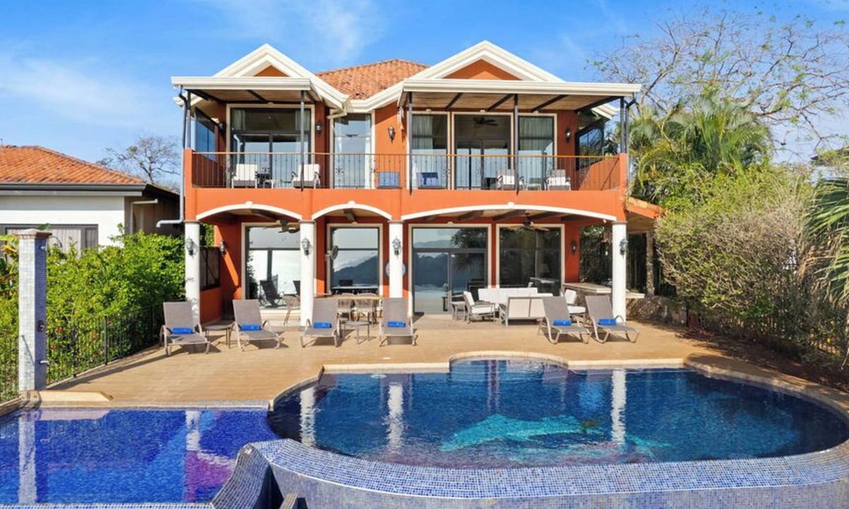 Coco Villa | Casa Dos Delfines | Ocean Views & Covered Terraces