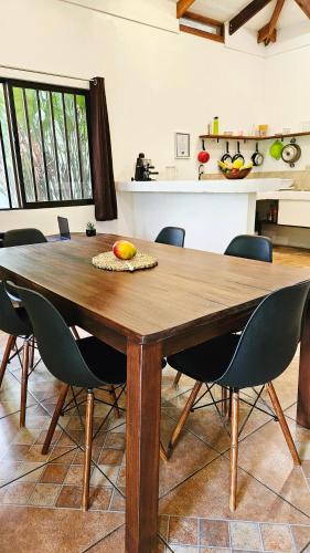 Cahuita House | Casa Escondida