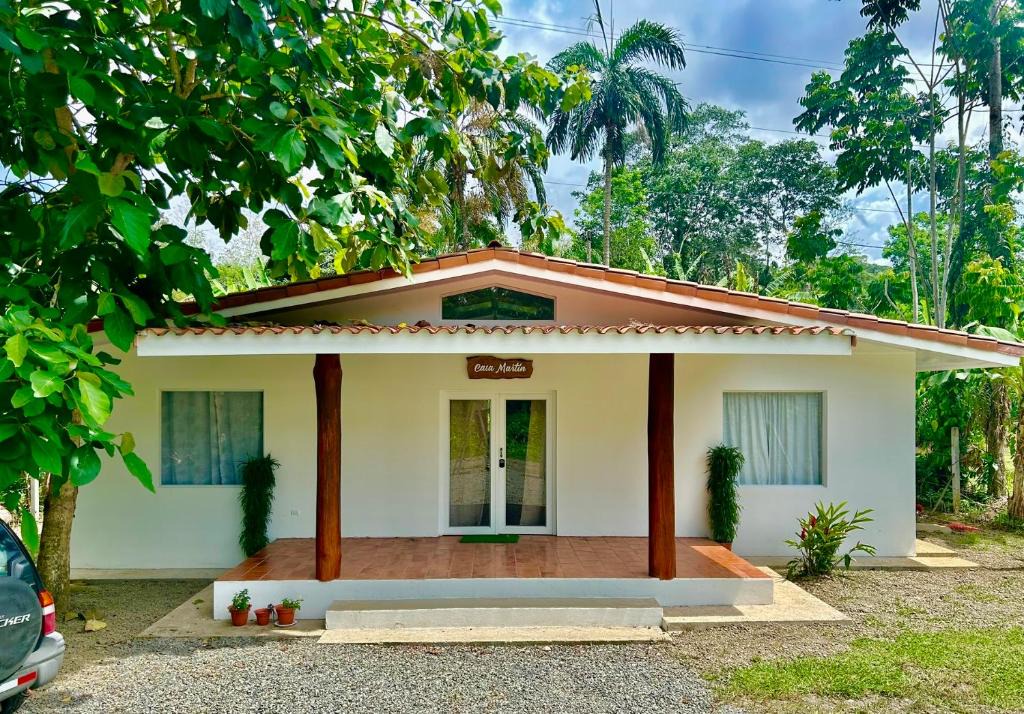 Cahuita House | Casa Martin Cahuita Charming Spanish Home