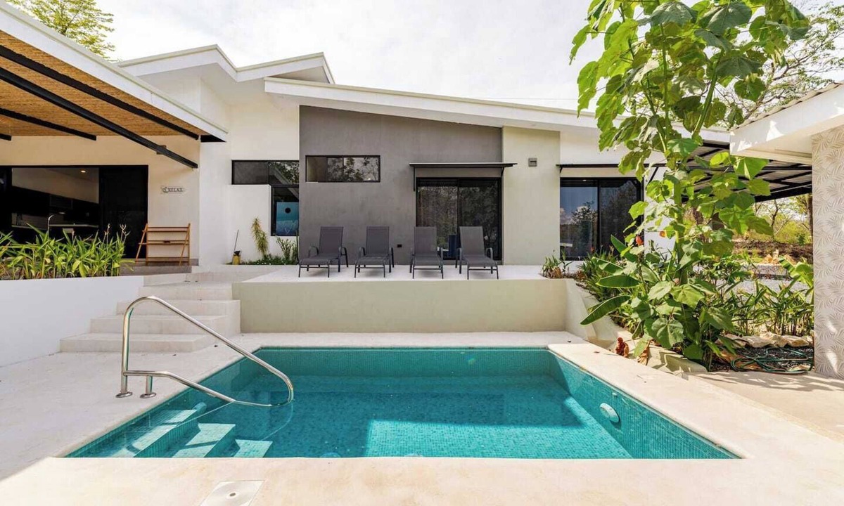 Coco House | Casa Meraki | Private Pool · 8 Guests · Coco Beach