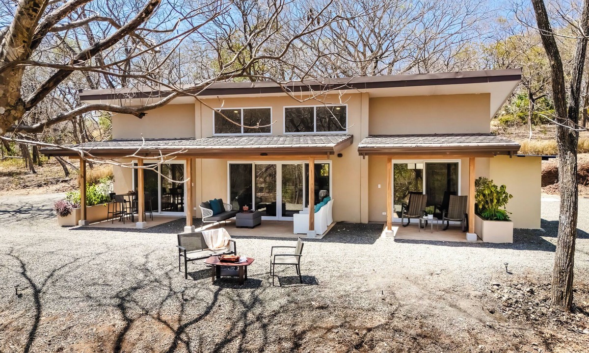 Junquillal House | Casa Perla 3-bedroom home located in the peaceful Tierra Pacifica community.