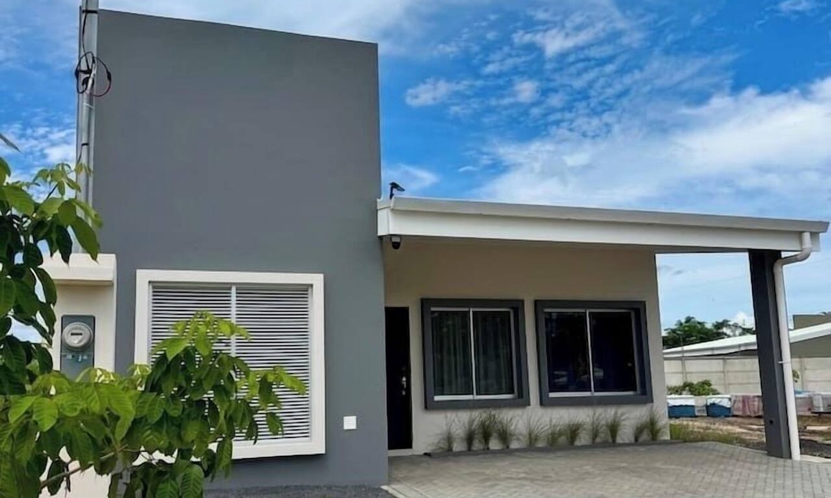 Sardinal House | Casa Serena 34 | 15 Min to Coco Beach | Pool & Gym