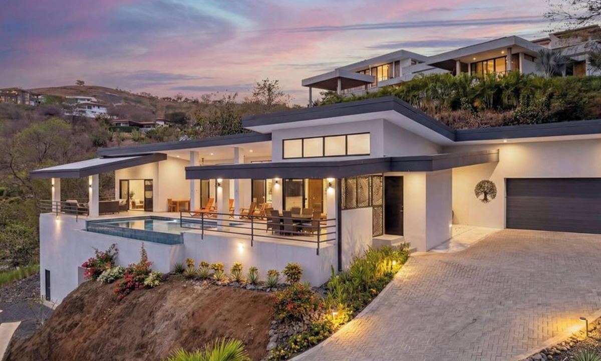 Coco Villa | Casa Tranquila | 4 Oceanview Suites | One Level
