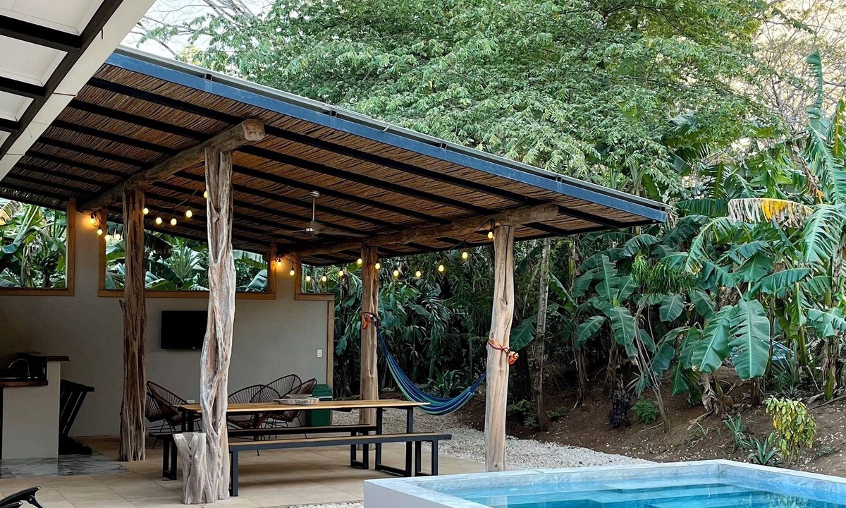 Canafistula House | CASA ULYSSE 2-bedroom house near Tamarindo with swimming pool in the nature