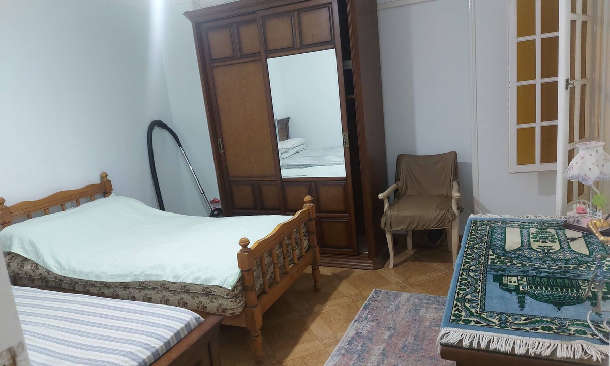 Ar-Raml 1 Apartment | Charming 2-bedroom apartment in enchanting Alexandria with WiFi, fitness room.