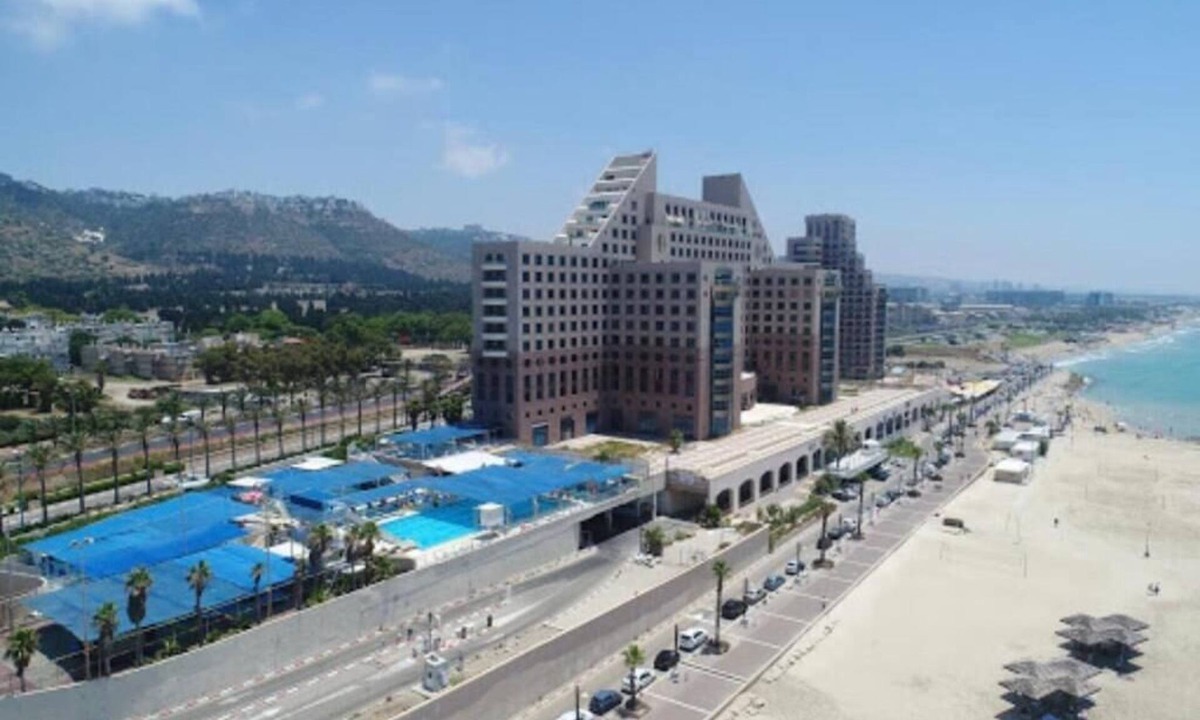 Haifa Apartment | Charming 2-bedroom apartment in soothing Haifa with AC, WiFi